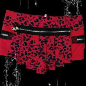 Lip Service Skirt 🍒💋🖤